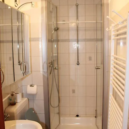 Ferienwohnung V109 Fur 2-4 Personen Direkt Am Ostseestrand Kalifornien